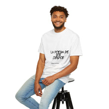Load image into Gallery viewer, Unisex T-shirt 'La Poesia De Dos Cuerpos' by Nomad X Fashion.